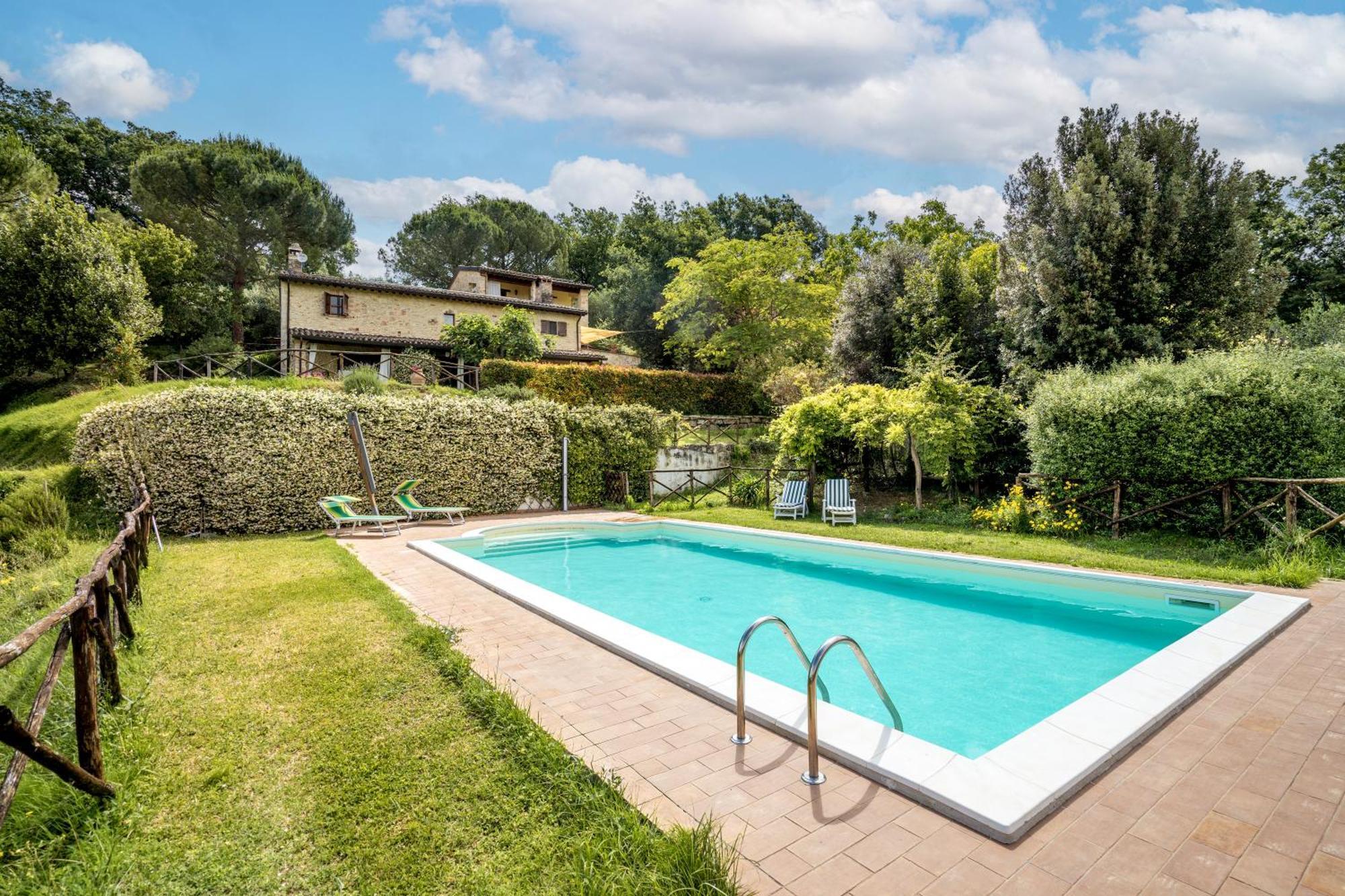 Agriturismo Bio Tra Cielo E Terra Frontignano Экстерьер фото